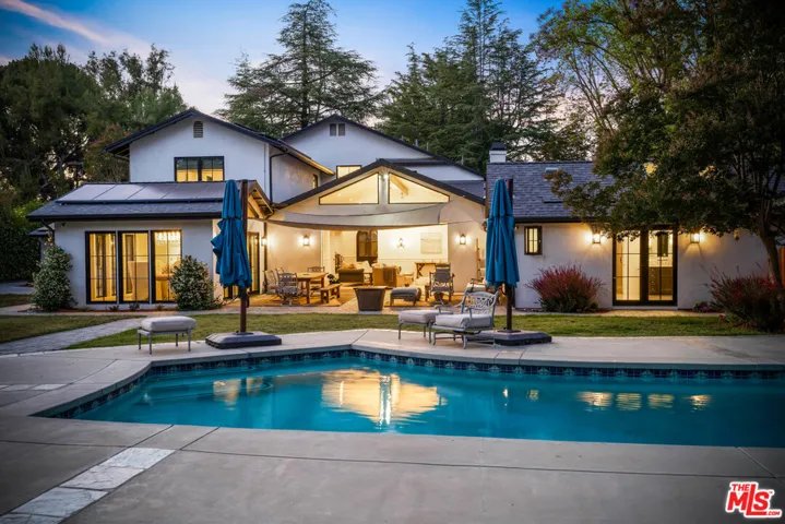 23100 Erwin Street, Woodland Hills, California 91367