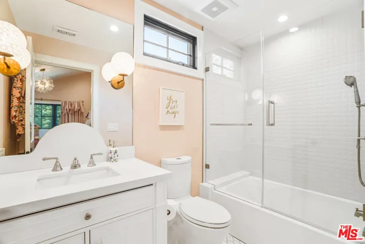 23100 Erwin Street, Woodland Hills, California 91367