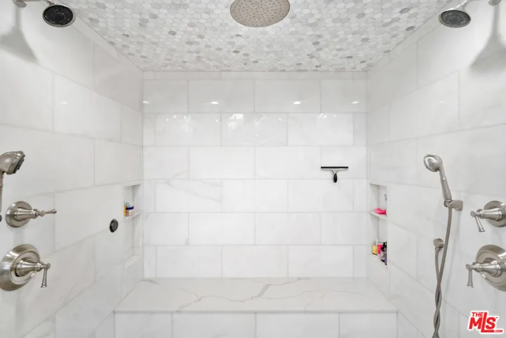 23100 Erwin Street, Woodland Hills, California 91367