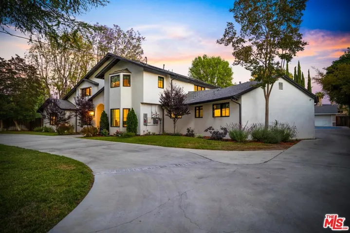 23100 Erwin Street, Woodland Hills, California 91367