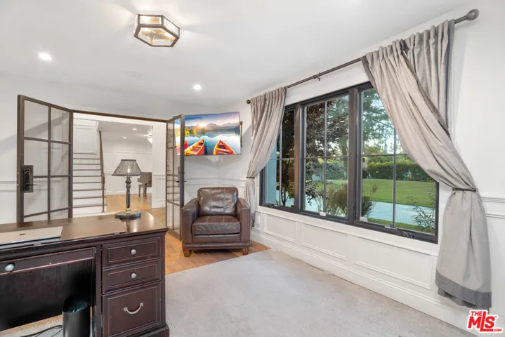 23100 Erwin Street, Woodland Hills, California 91367