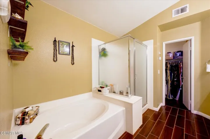 1101 Master Bath 2