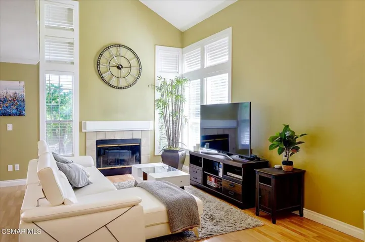1101 Family Room 2