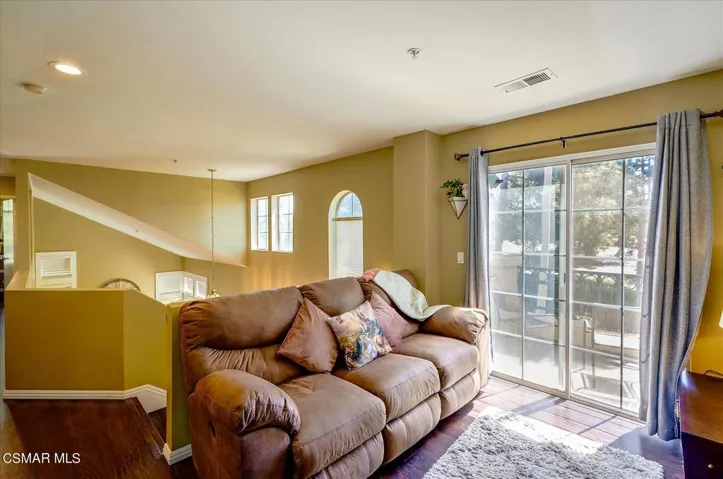 1101 Upstairs Loft