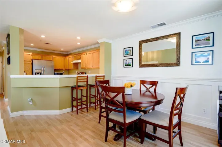 1101 Dining and Kitchen