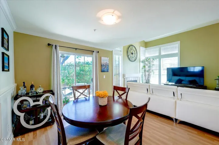 1101 Dining and Family Rm