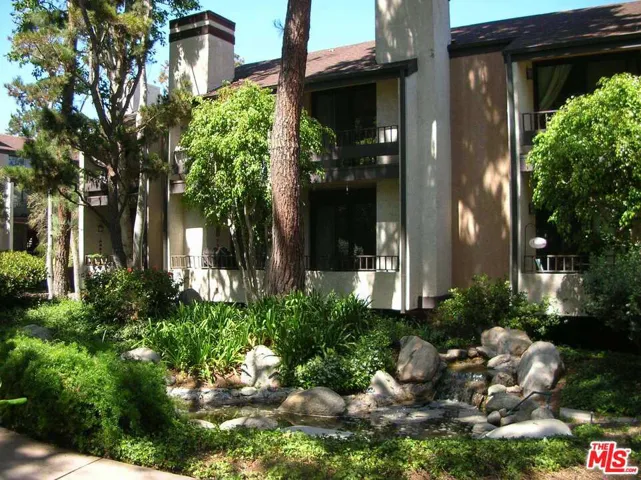 8687 Falmouth Avenue 112, Playa Del Rey, California 90293
