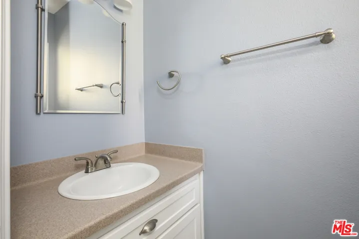 8687 Falmouth Avenue 112, Playa Del Rey, California 90293