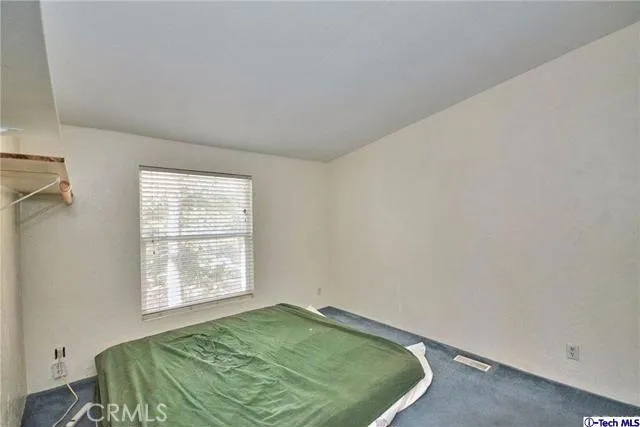 8979 Lager Road, Phelan, California 92371