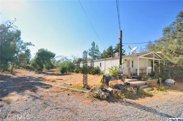 8979 Lager Road, Phelan, California 92371