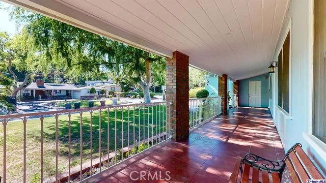 1973 El Arbolita Drive, Glendale, California 91208