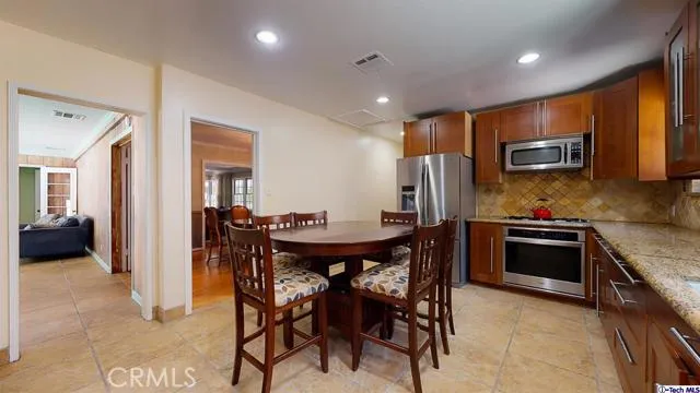 1973 El Arbolita Drive, Glendale, California 91208