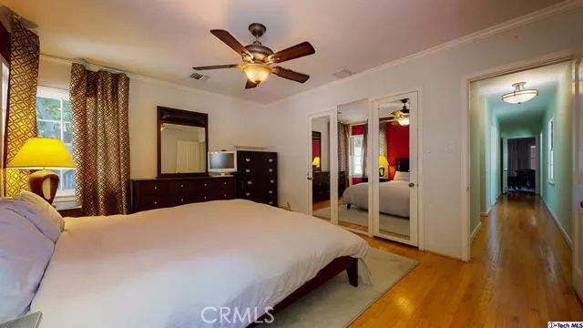 1973 El Arbolita Drive, Glendale, California 91208