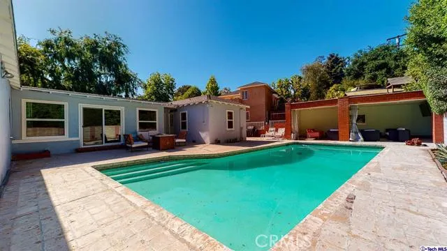 1973 El Arbolita Drive, Glendale, California 91208