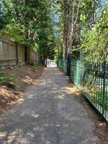 0 Mbm2 Slip9, Lake Arrowhead, California 92352