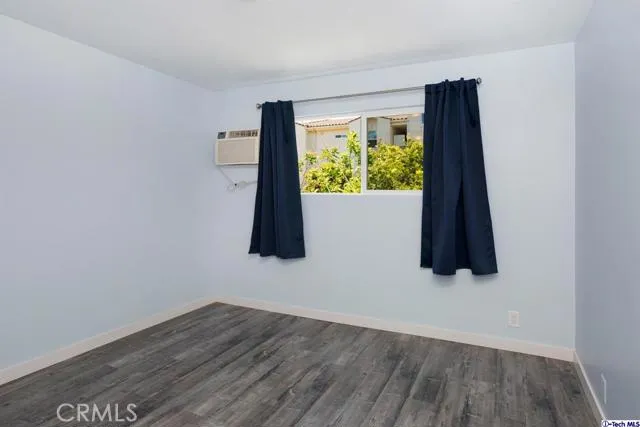 8641 Glenoaks Boulevard 229, Sun Valley, California 91352