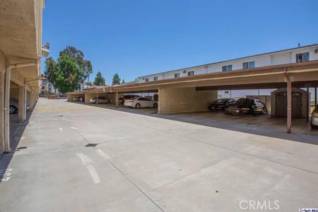 8641 Glenoaks Boulevard 229, Sun Valley, California 91352
