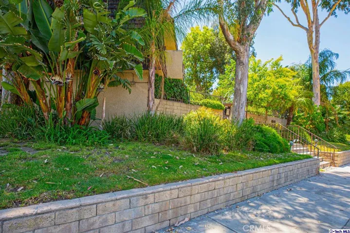 8641 Glenoaks Boulevard 229, Sun Valley, California 91352