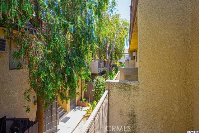 8641 Glenoaks Boulevard 229, Sun Valley, California 91352