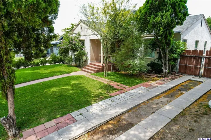 339 El Bonito Avenue, Glendale, California 91204