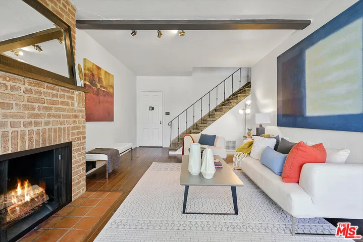 10966 Strathmore Drive 9, Los Angeles, California 90024