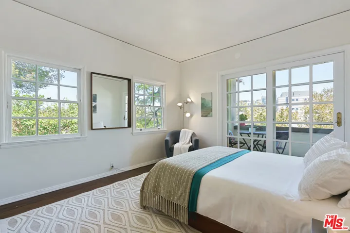 10966 Strathmore Drive 9, Los Angeles, California 90024