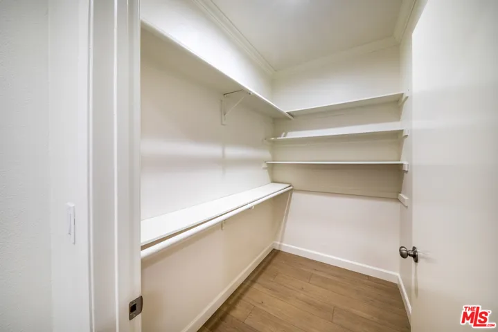 333 Westminster Avenue 104, Los Angeles, California 90020