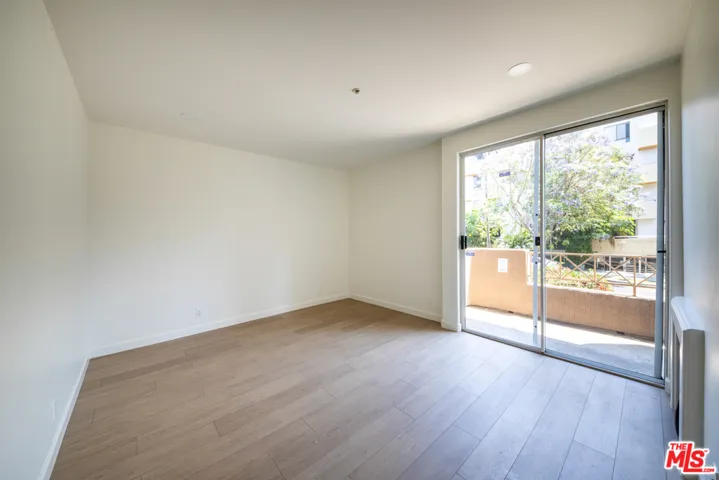 333 Westminster Avenue 104, Los Angeles, California 90020
