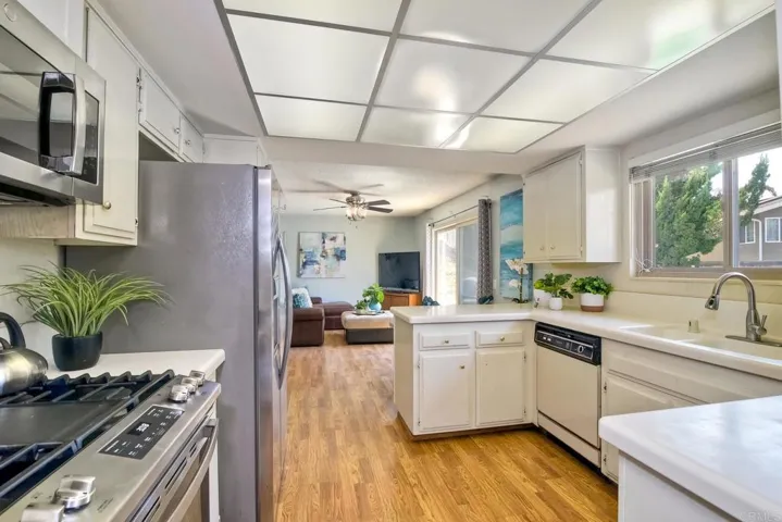 1870 Jeffrey Avenue, Escondido, California 92027