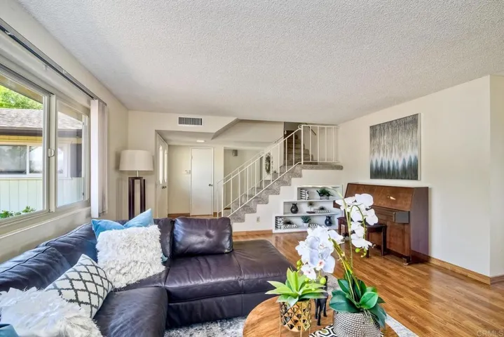 1870 Jeffrey Avenue, Escondido, California 92027