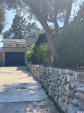10619 Vanora Drive, Sunland, California 91040