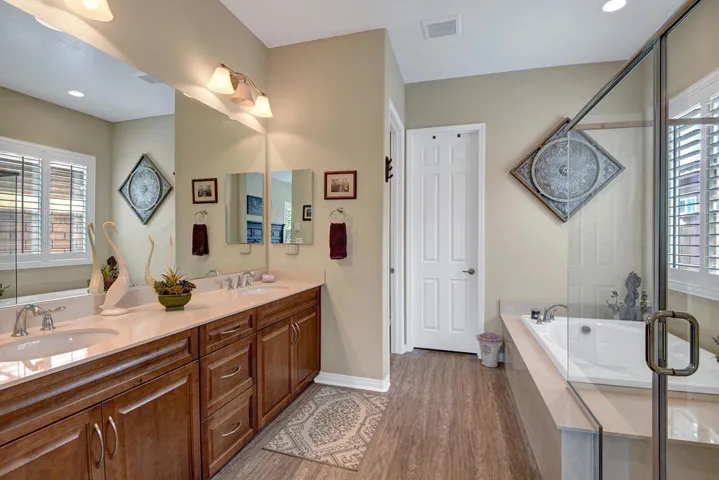 PRIMARY BATHROOM MLS