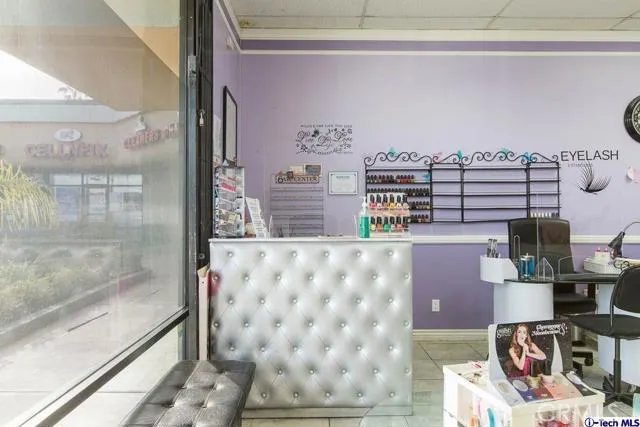 12508 Vanowen Street, North Hollywood, California 91605
