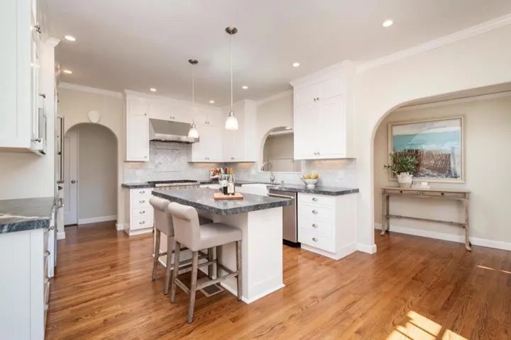 245 Chapin Lane, Burlingame, California 94010