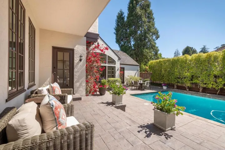 245 Chapin Lane, Burlingame, California 94010