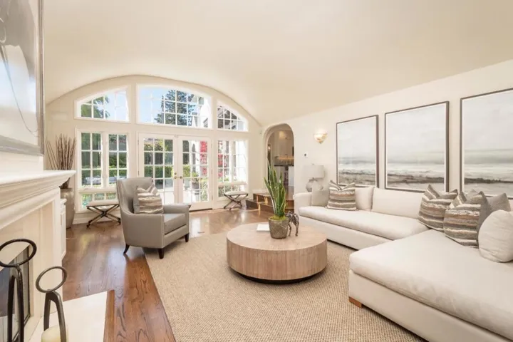 245 Chapin Lane, Burlingame, California 94010
