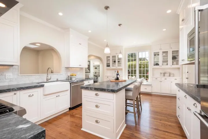 245 Chapin Lane, Burlingame, California 94010