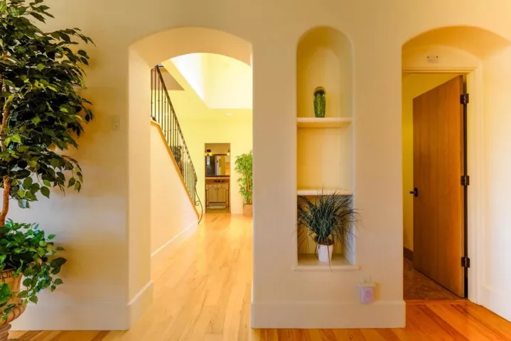 836 Jewell Avenue, Pacific Grove, California 93950