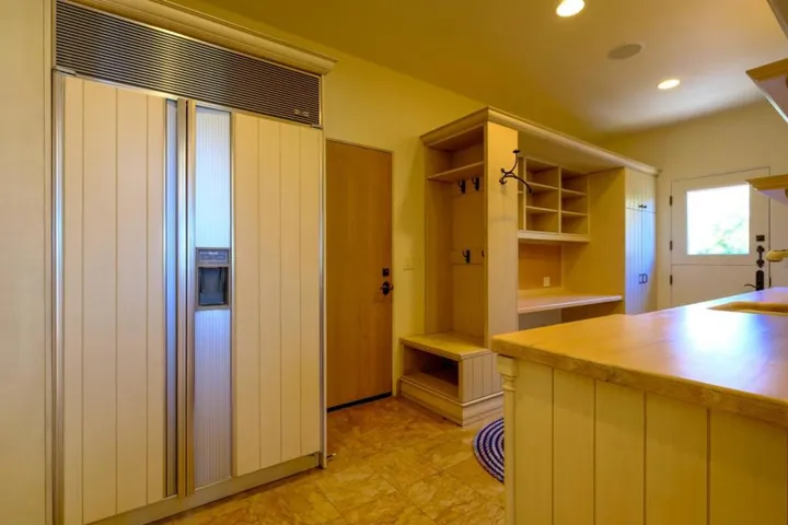 836 Jewell Avenue, Pacific Grove, California 93950