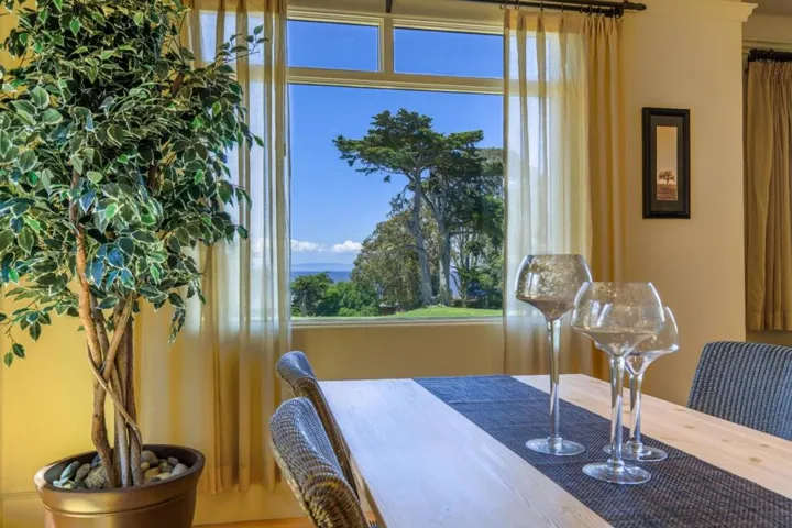836 Jewell Avenue, Pacific Grove, California 93950