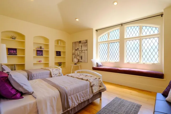 836 Jewell Avenue, Pacific Grove, California 93950