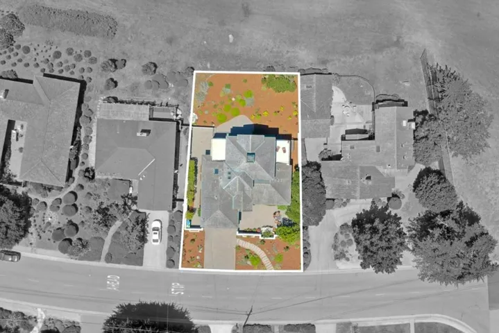 836 Jewell Avenue, Pacific Grove, California 93950