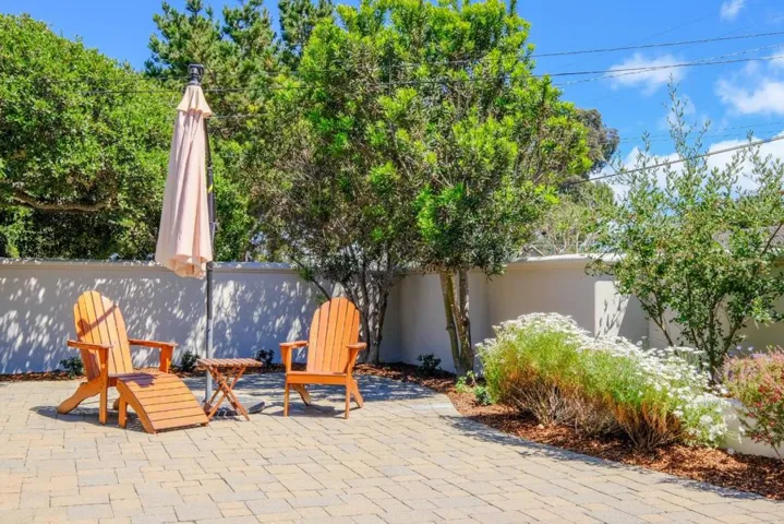 836 Jewell Avenue, Pacific Grove, California 93950