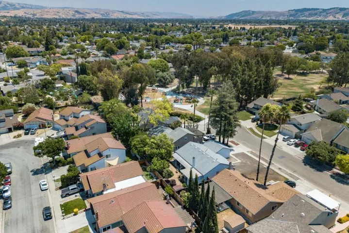 550 Lanfair Circle, San Jose, California 95136