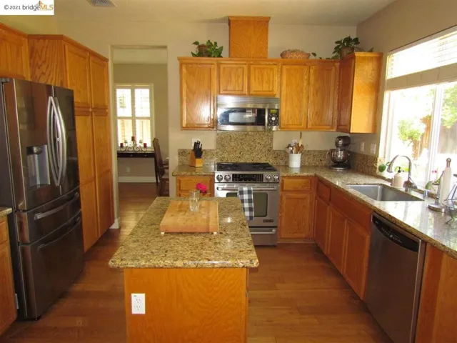 1554 Autumn Valley Way, Brentwood, California 94513
