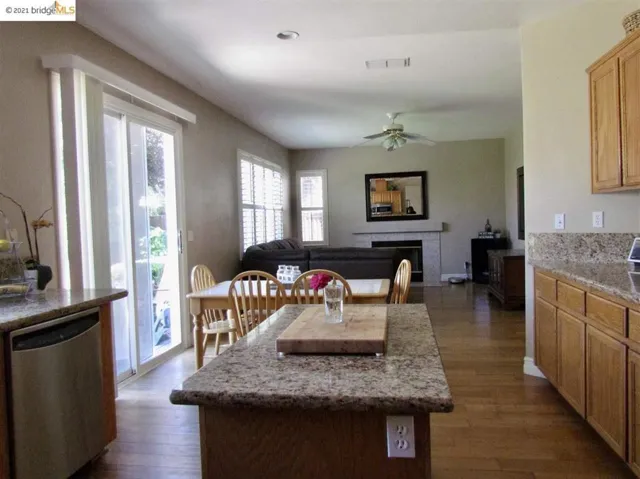 1554 Autumn Valley Way, Brentwood, California 94513