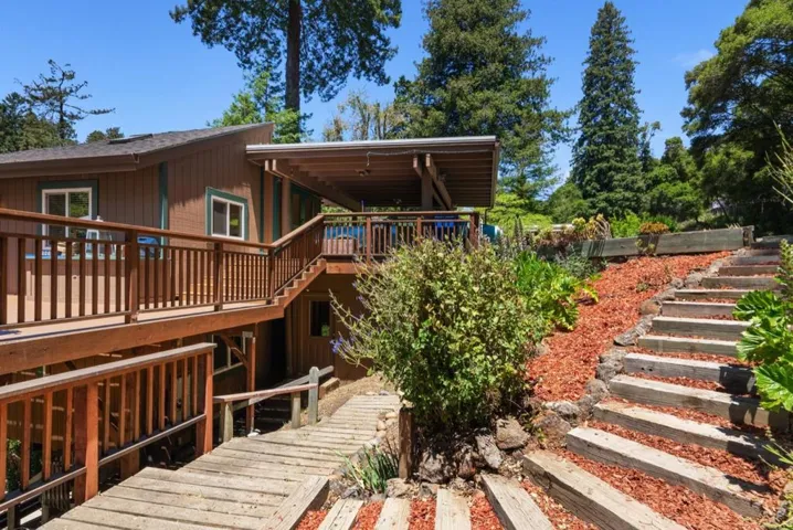 851 Burns Avenue, Aptos, California 95003