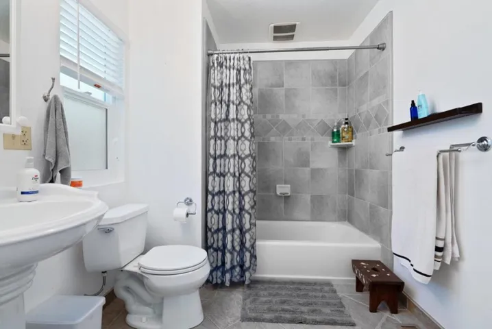 851 Burns Avenue, Aptos, California 95003