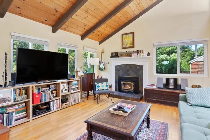 851 Burns Avenue, Aptos, California 95003