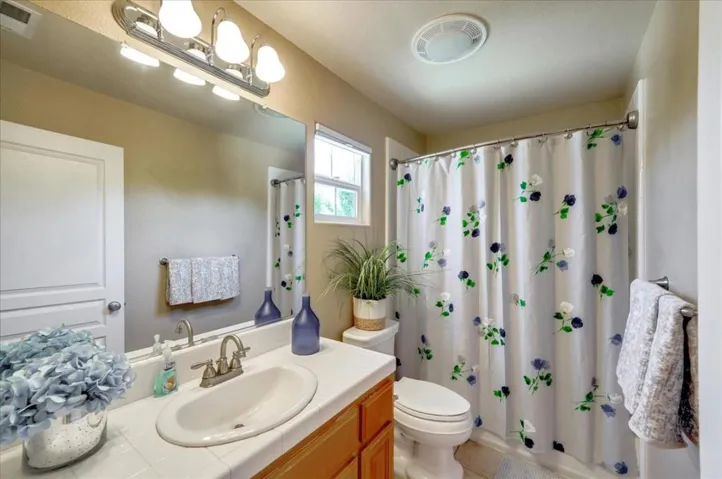 17882 Calle Tierra, Morgan Hill, California 95037
